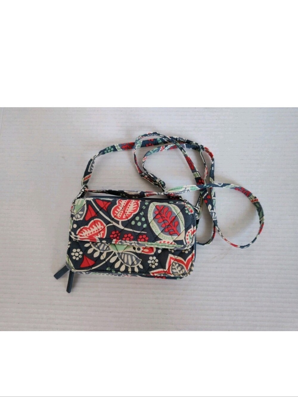 Vera Bradley Crossbody Wallet Nomatic Floral Print Zip Around Cardholder